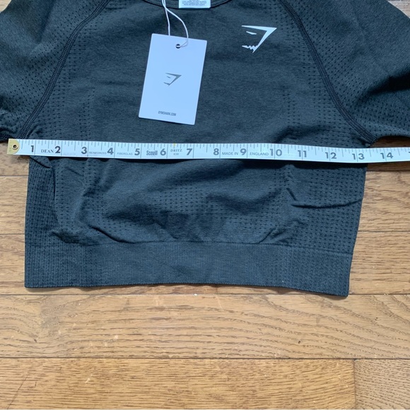 Gymshark Womens Vital Seamless 2.0 Long Sleeve Crop Top | M | Black Marl NEW!! - Picture 11 of 13